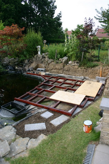 La cration et construction d'une terrasse en bois - La base est faite  2 